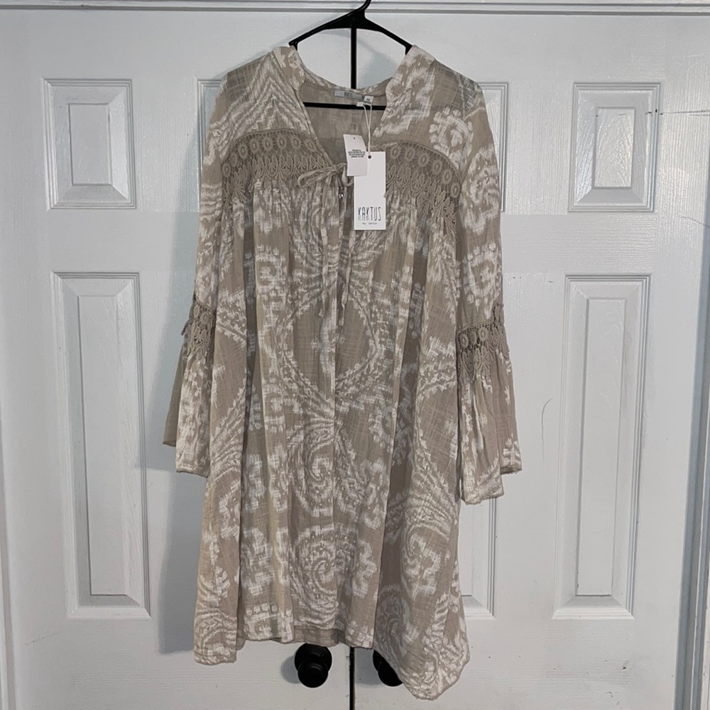 Kaktus Womens Topper Size XXL Color Ivory